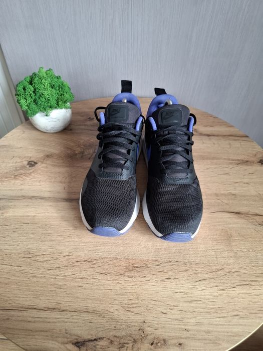 Чёрные кроссовки Nike 41р, беговые  кросовки сетка