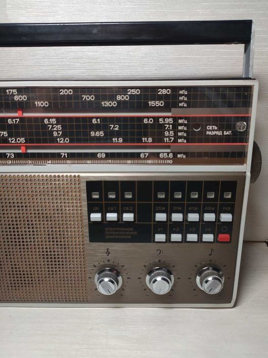 Радиоприёмник Океан 222 СССР – Редкий винтаж