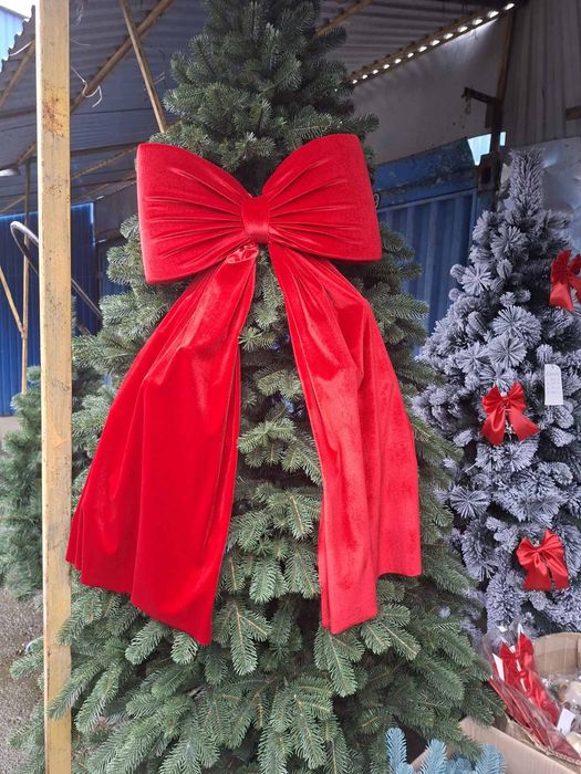 Обємний велюровий бант для декору вітрин,ялинок. Розмір 80×45.Ціна 520