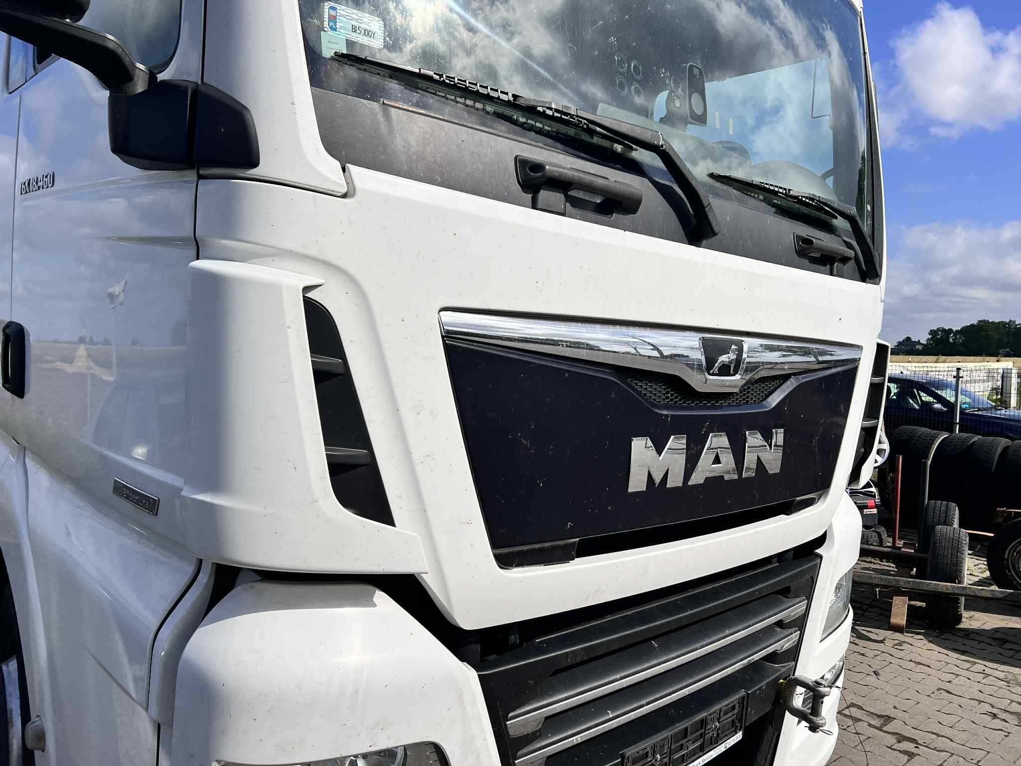 MAN TGX LIFT 2018r EURO 6 XLX Maska Atrapa Poliki Biała Stan BDB ŁADNA