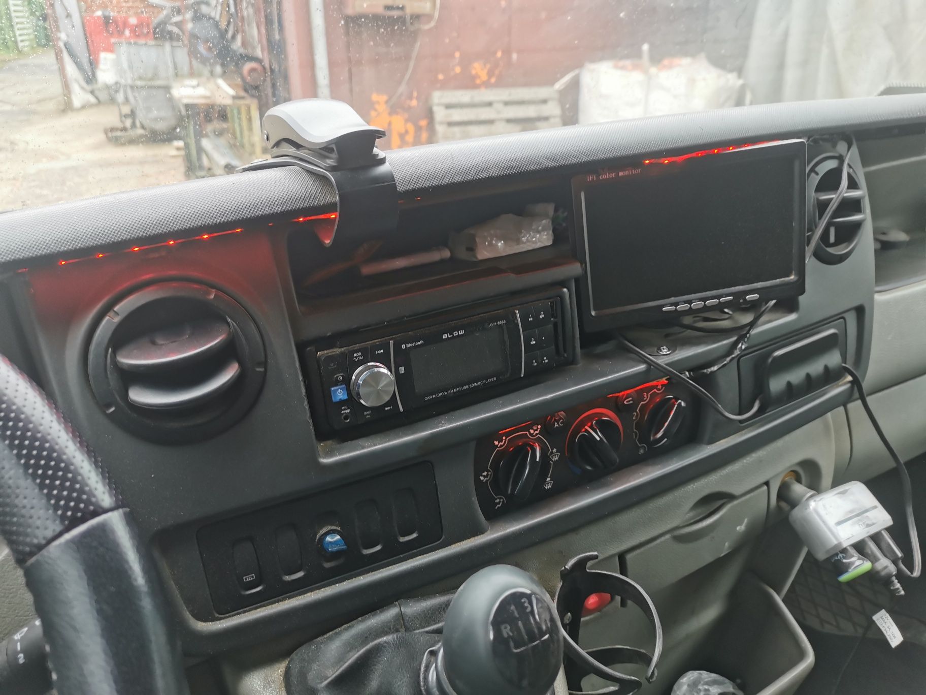 Opel Movano z windą pełna f. Vat