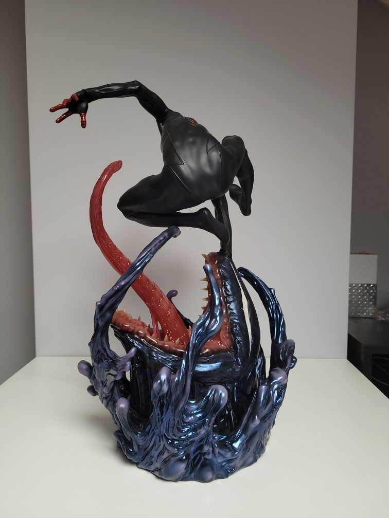 Spider-man Sideshow estátua 1/4 Miles Morales
