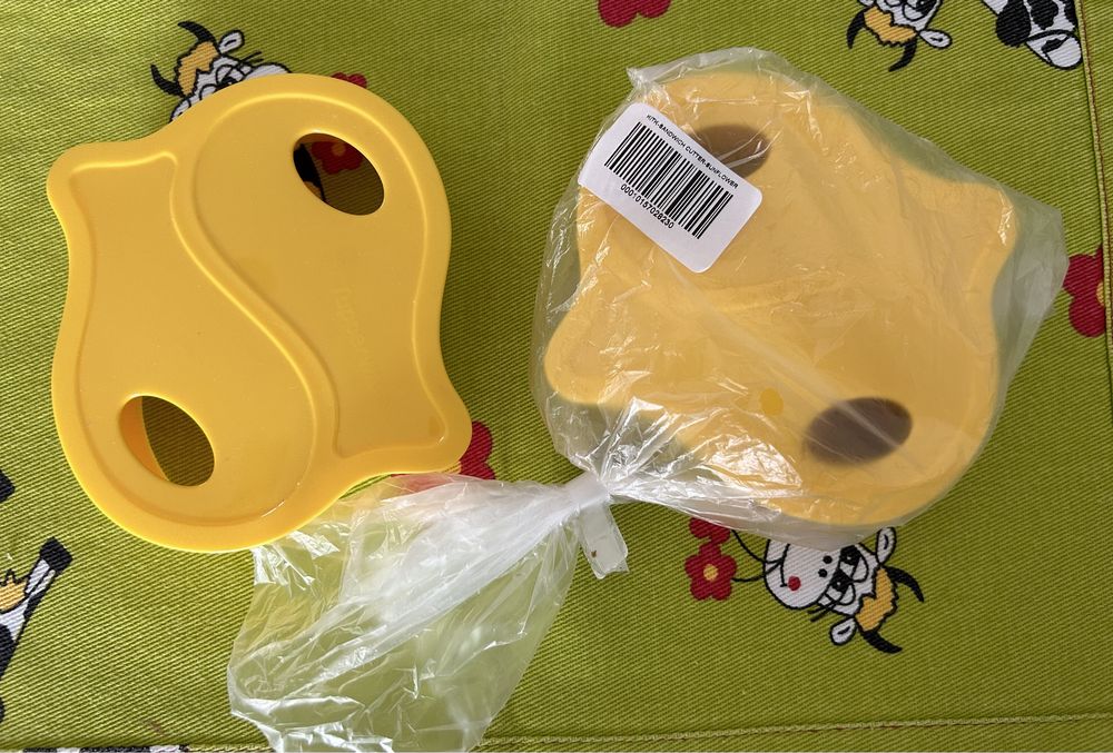 Conjunto de 2 cortadores Novos Tupperware