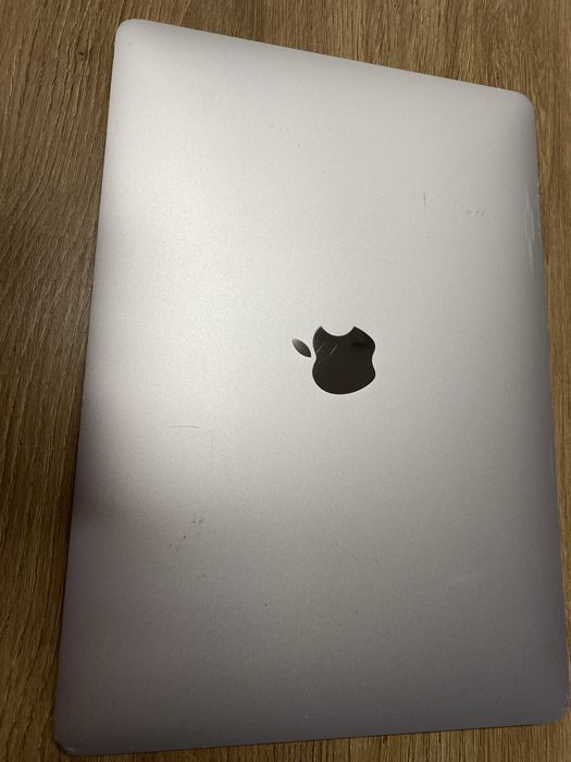 MacBook Air M1/8/256 silver