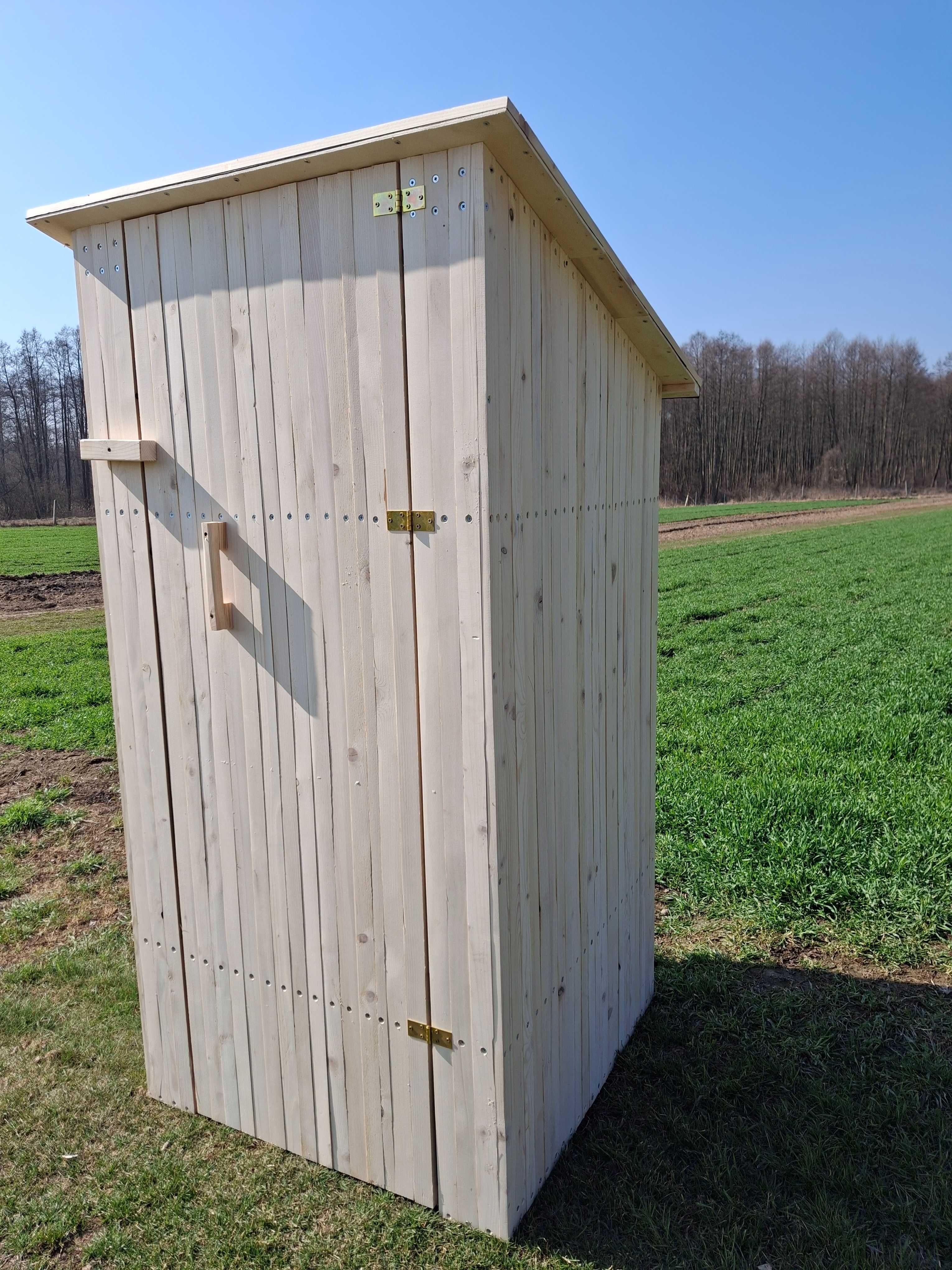 Wc na działkę, toaleta drewniana