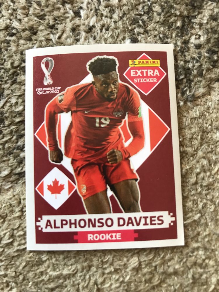 Alphonso Davies base mundial 2022