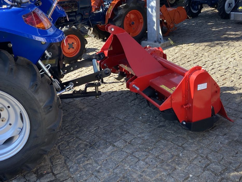 Tractor novo 30 com fresa 1,50 mts nova