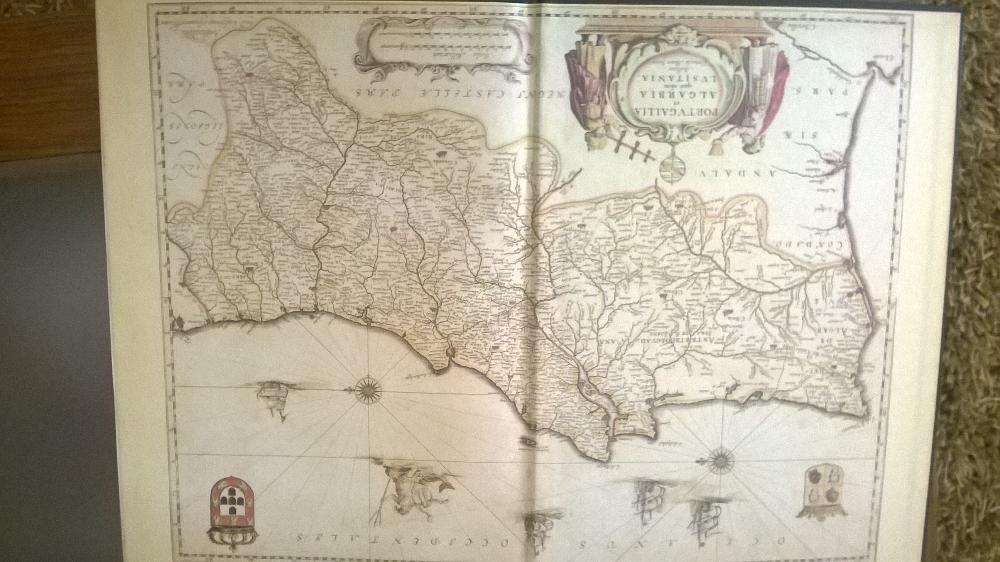 Livro Atlas de Portugal