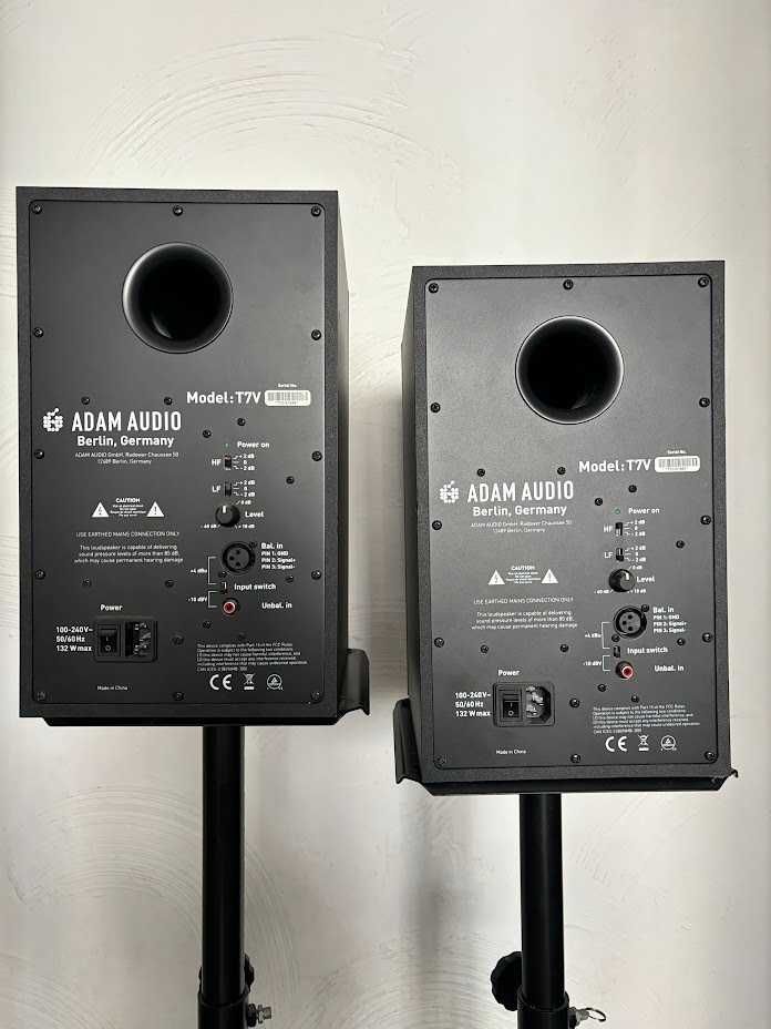 Monitory głośniki studyjne Adam Audio T7V + statywy