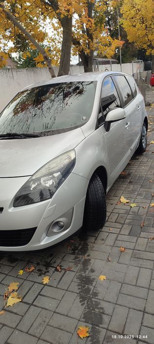Renault grand scenic 3 2011 рік