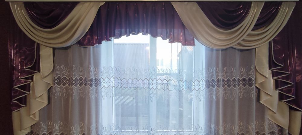 Продам лабрикени+ тюль