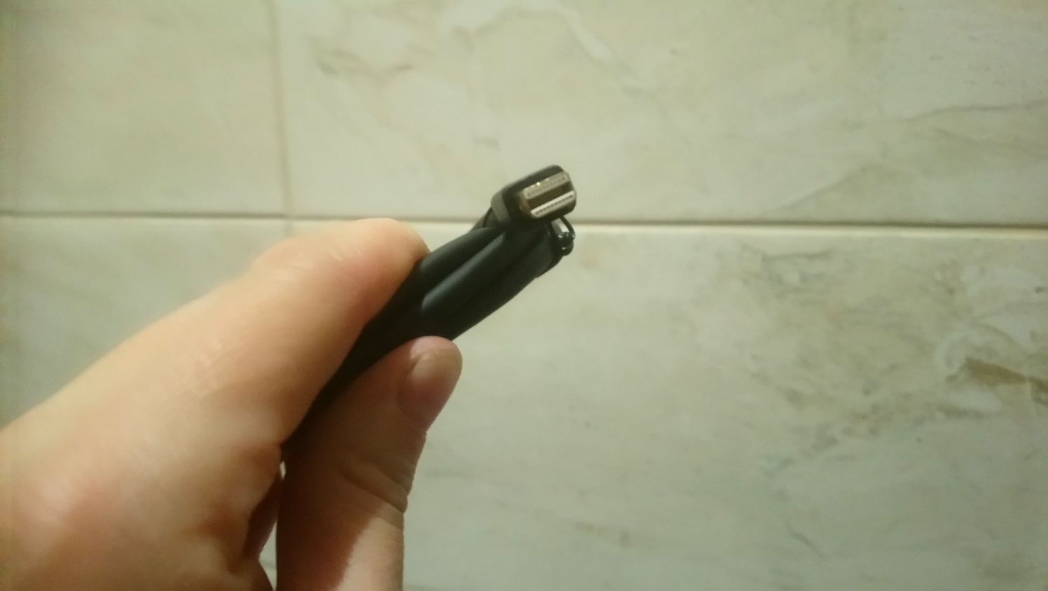 Kabel AmazonBasic mini DP na HDMI 1,8m czarny