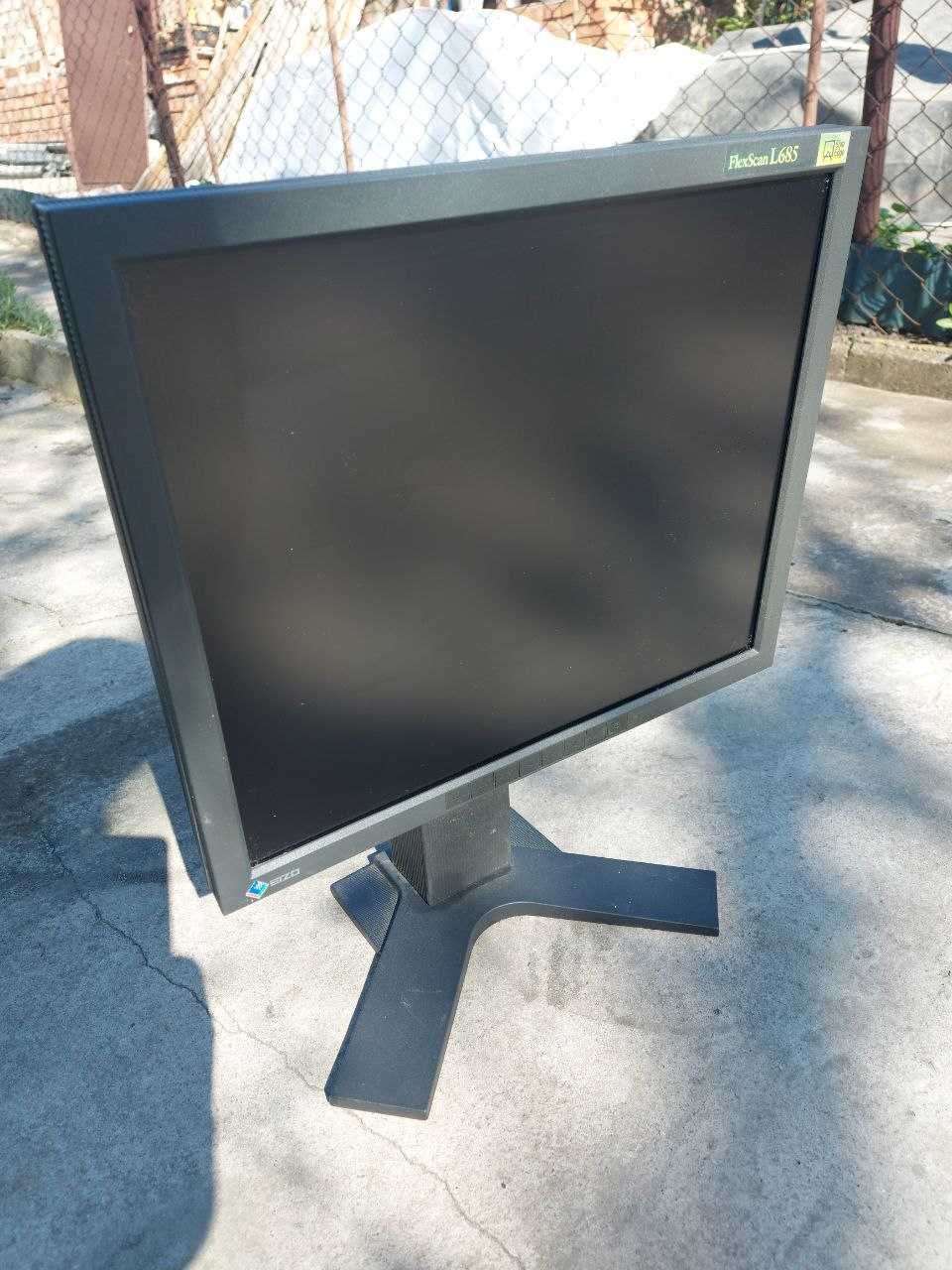 Монитор EIZO L685