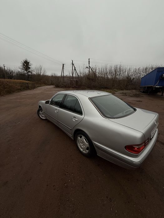 Mercedes E270 W210 elegant