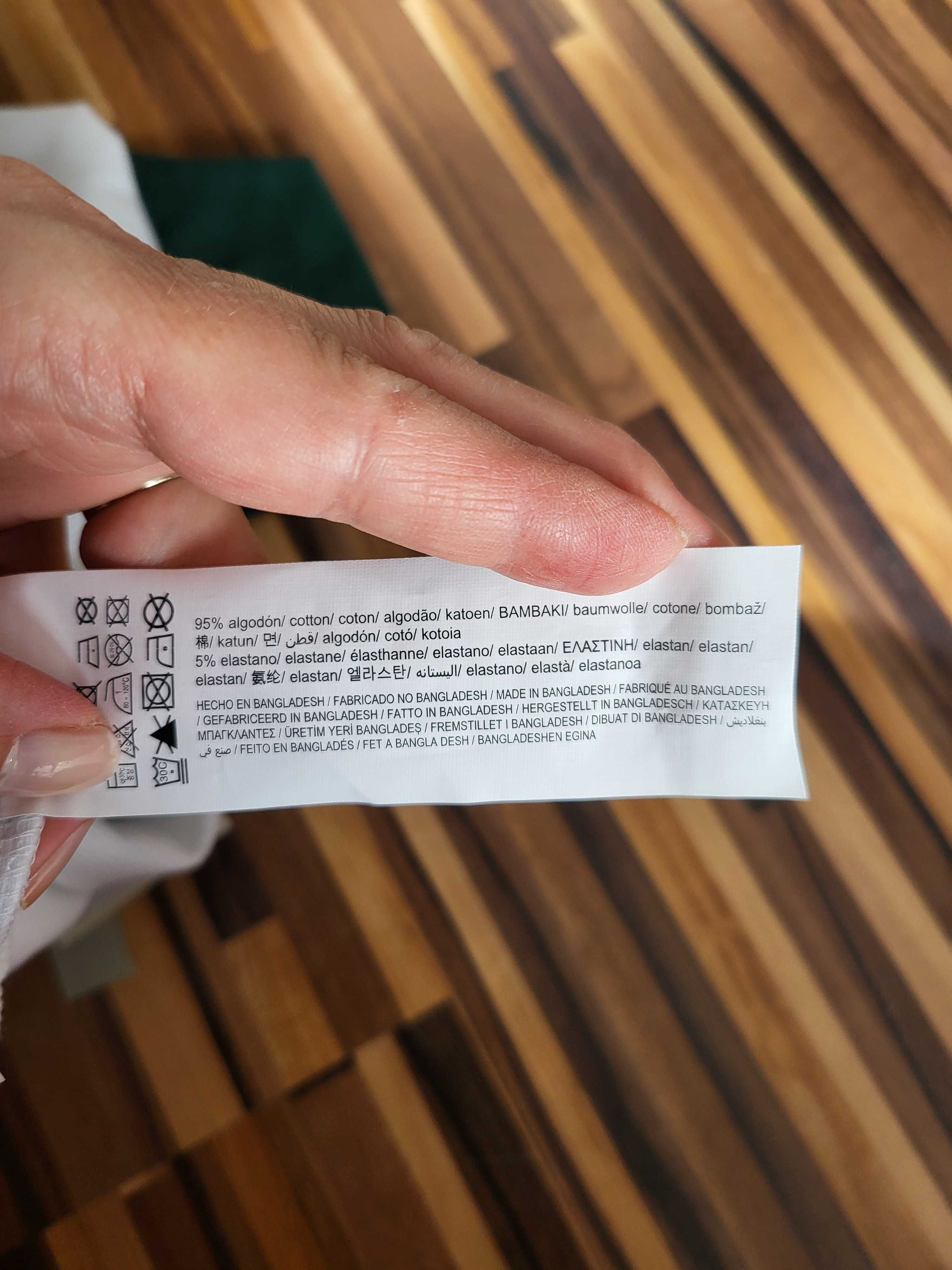 Nowa z metką koszulka Pull&bear r.M