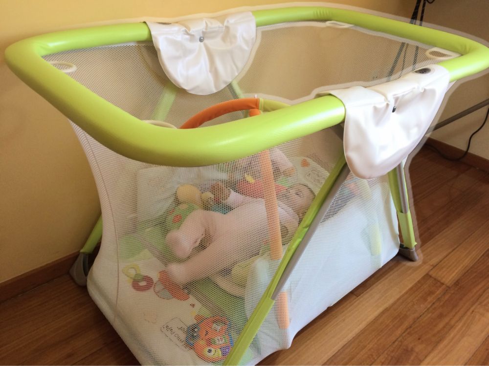 Parque para bébé dos 0 aos 15Kg | Marca CAM - Encontra-se em Setúbal