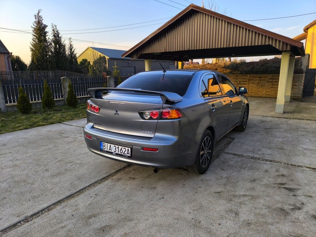 Mitsubishi Lancer