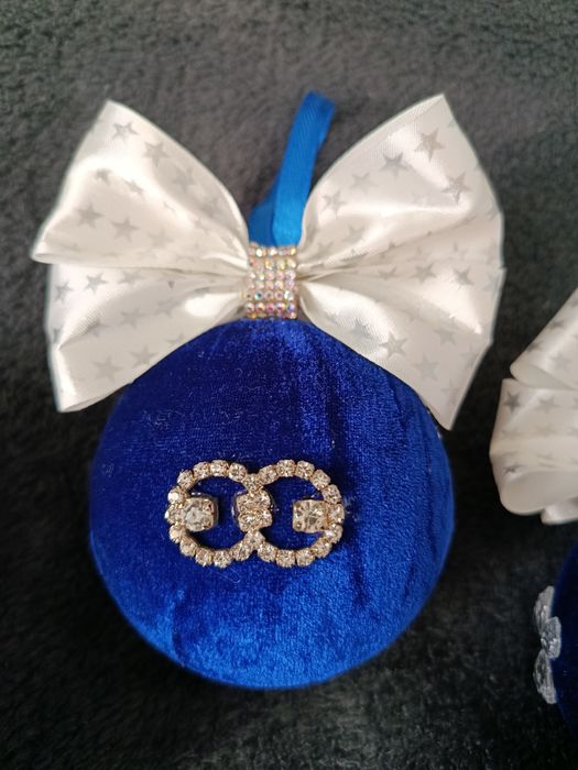 Новорічні іграшки