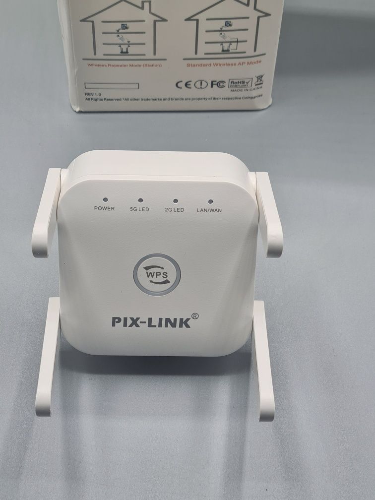 wzmacniacz sygnału WiFi REPEATER 1200 mb/s router PIX LINK LV-AC24