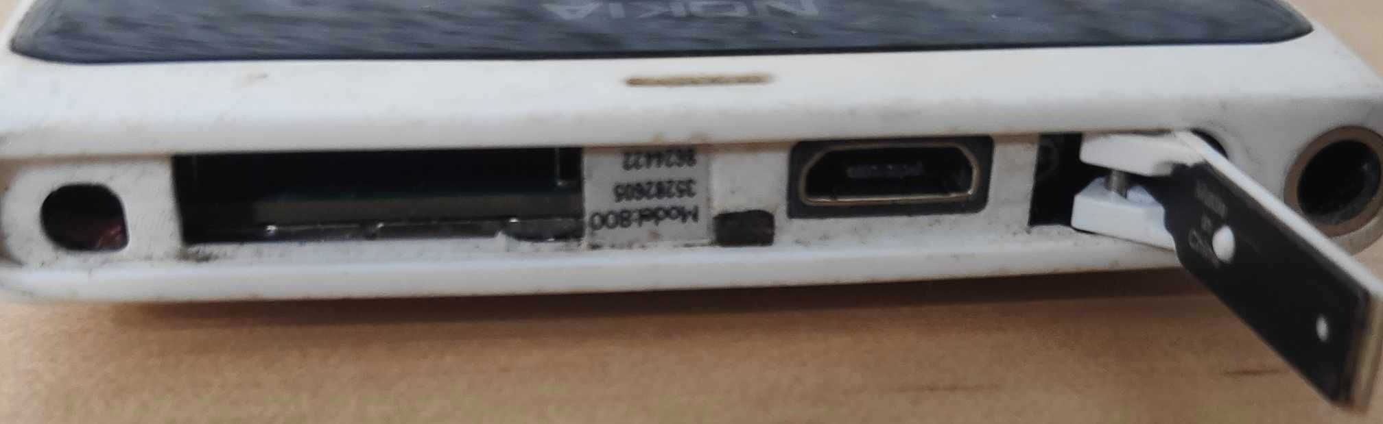 Nokia Lumia 800.