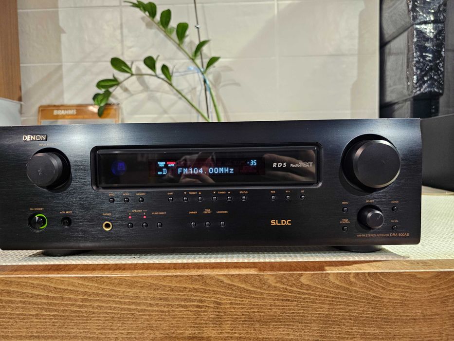 Стерео ресивер Denon DRA-500AE AM/FM Stereo Receiver