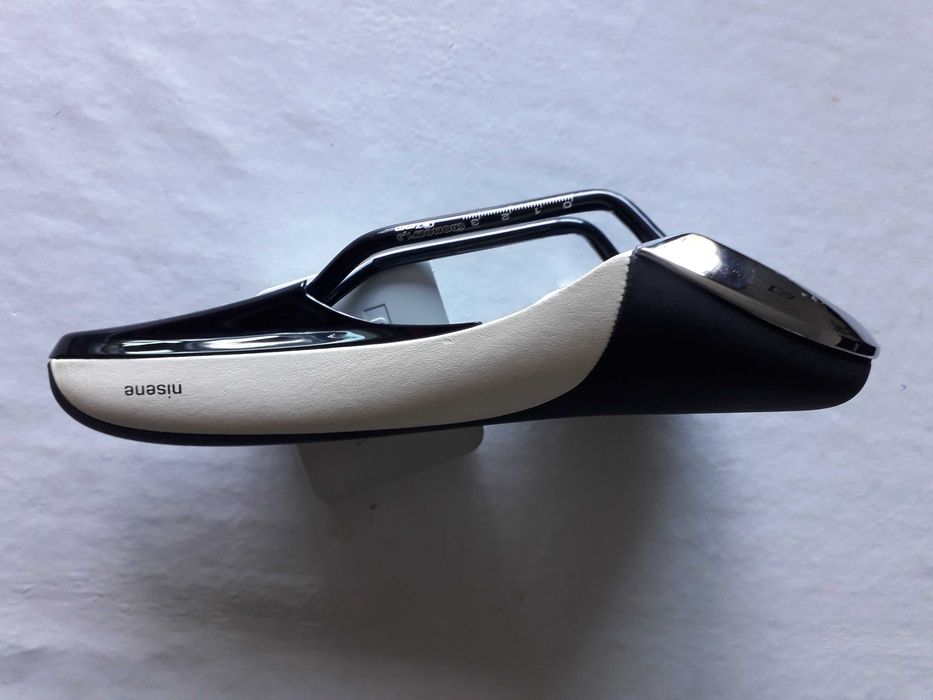 Selim da marca Fizik - NOVO