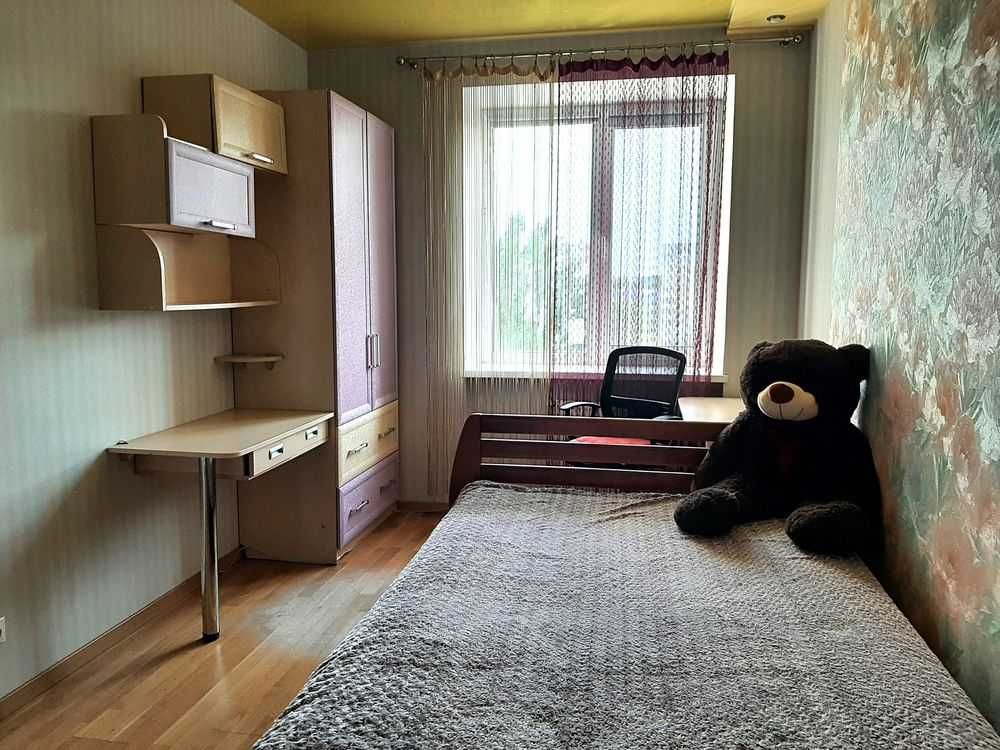 Продам видову двокімнатну квартиру по  вул. Шолуденко 6-Г м. Вишгород