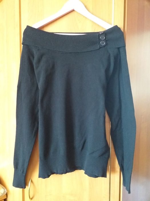 Bluza, odkryte ramiona