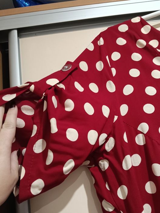 Платье в горошек красное большого размера