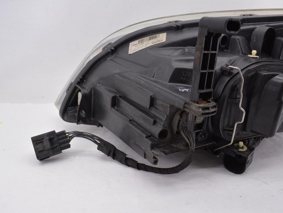 Фара передня права VOLVO XC60 2008-2013 31395469