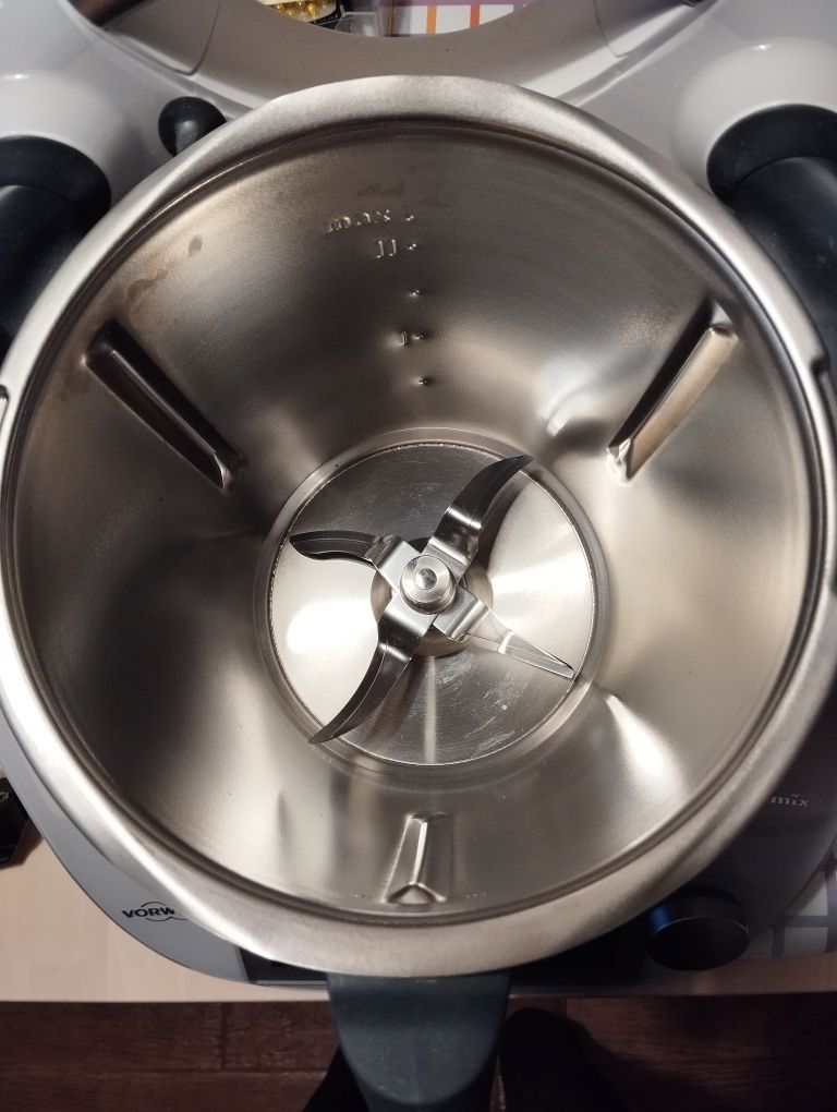 Robot kuchenny Vorwerk Thermomix TM6