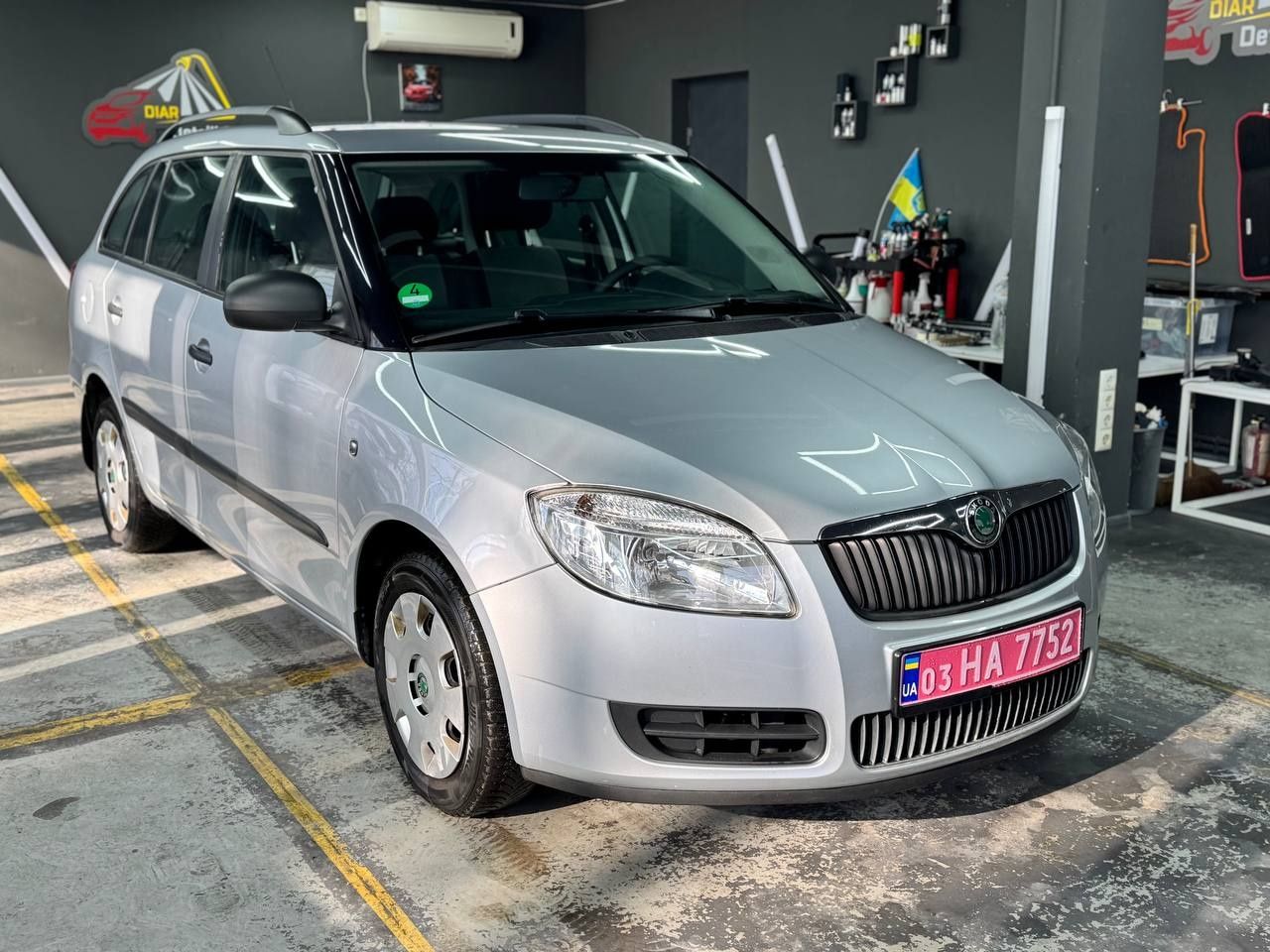 Шкода Fabia 1,4.