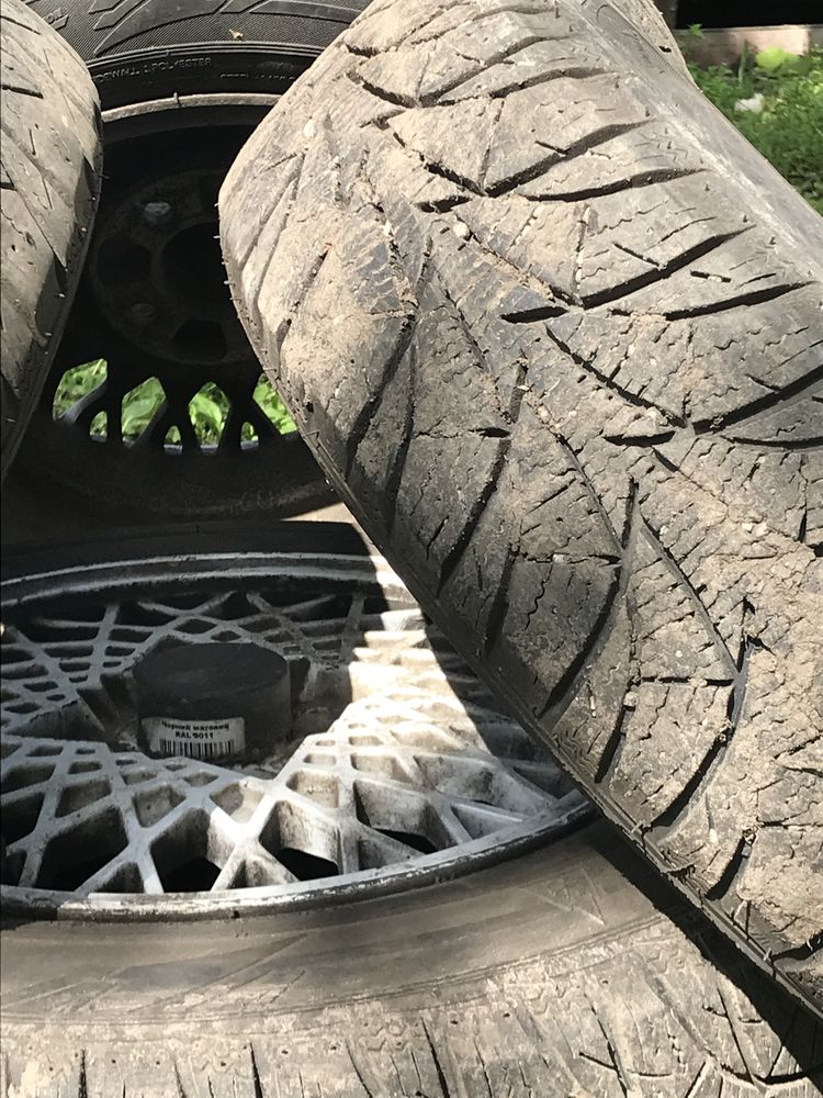 Комплект зимової гуми R14