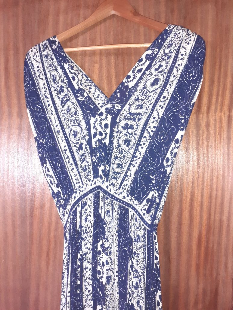Vestido usado    .