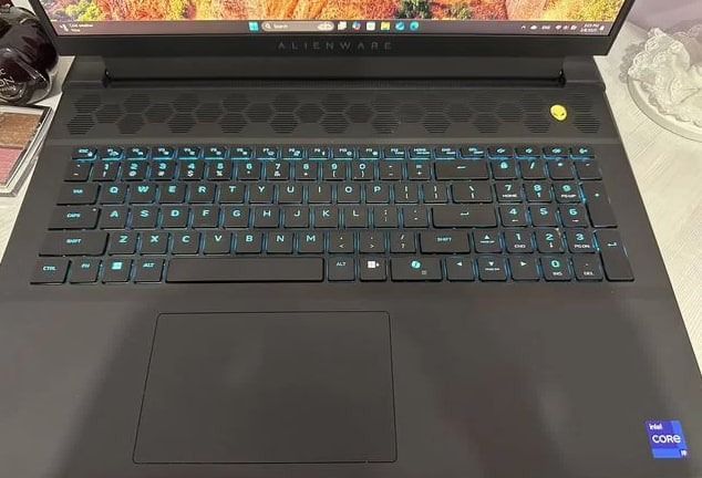Notebook Gamer Alienware m18 R2  RТХ 4090 16GВ