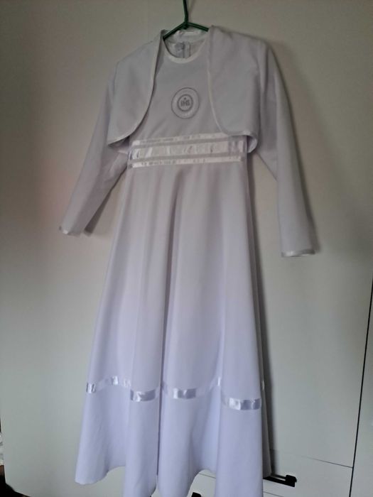 Alba komunijna roz 134/140