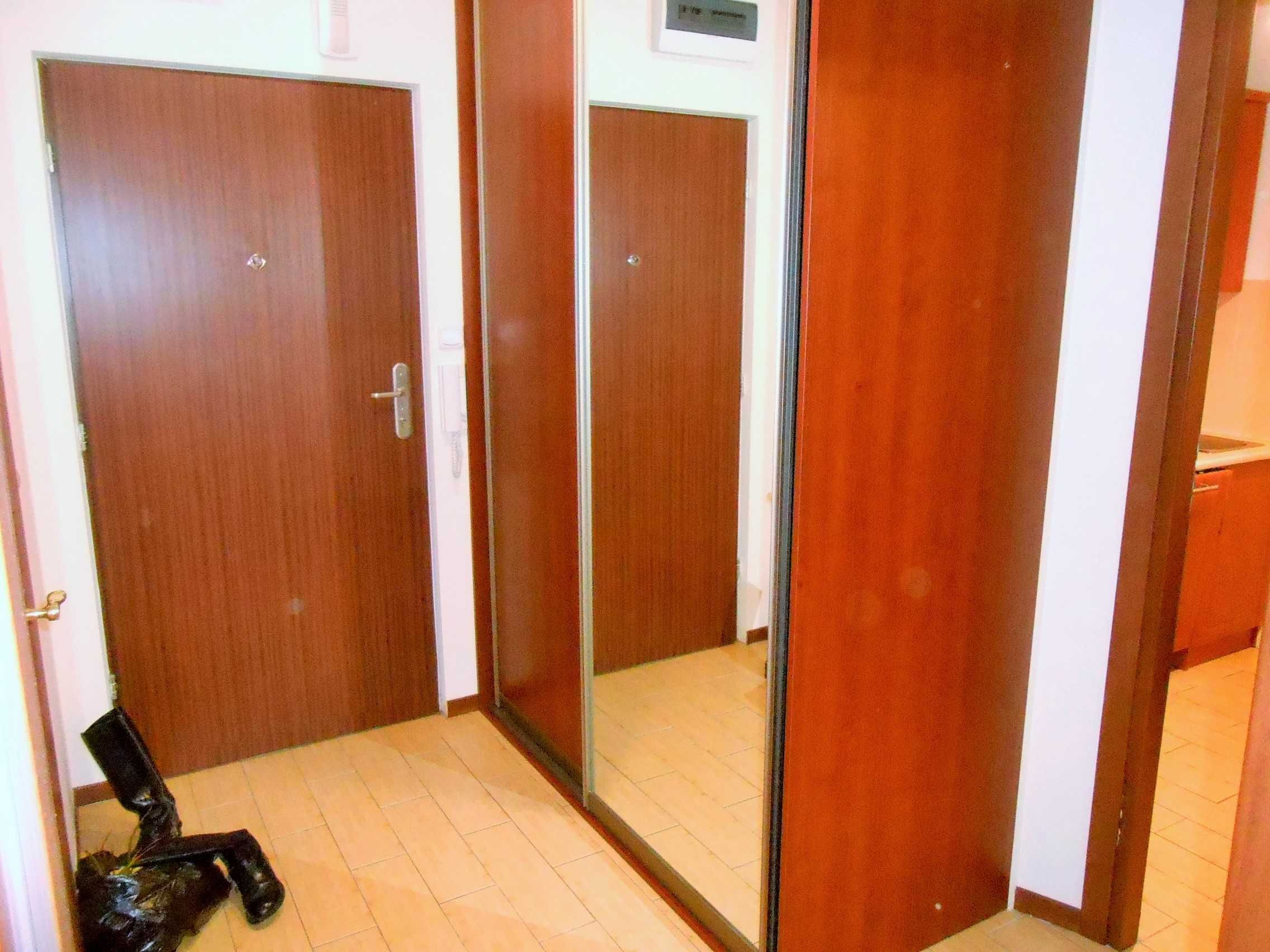 2 pok z klimą i miejscem postojowym SKOROSZE (dla singla zniżka)