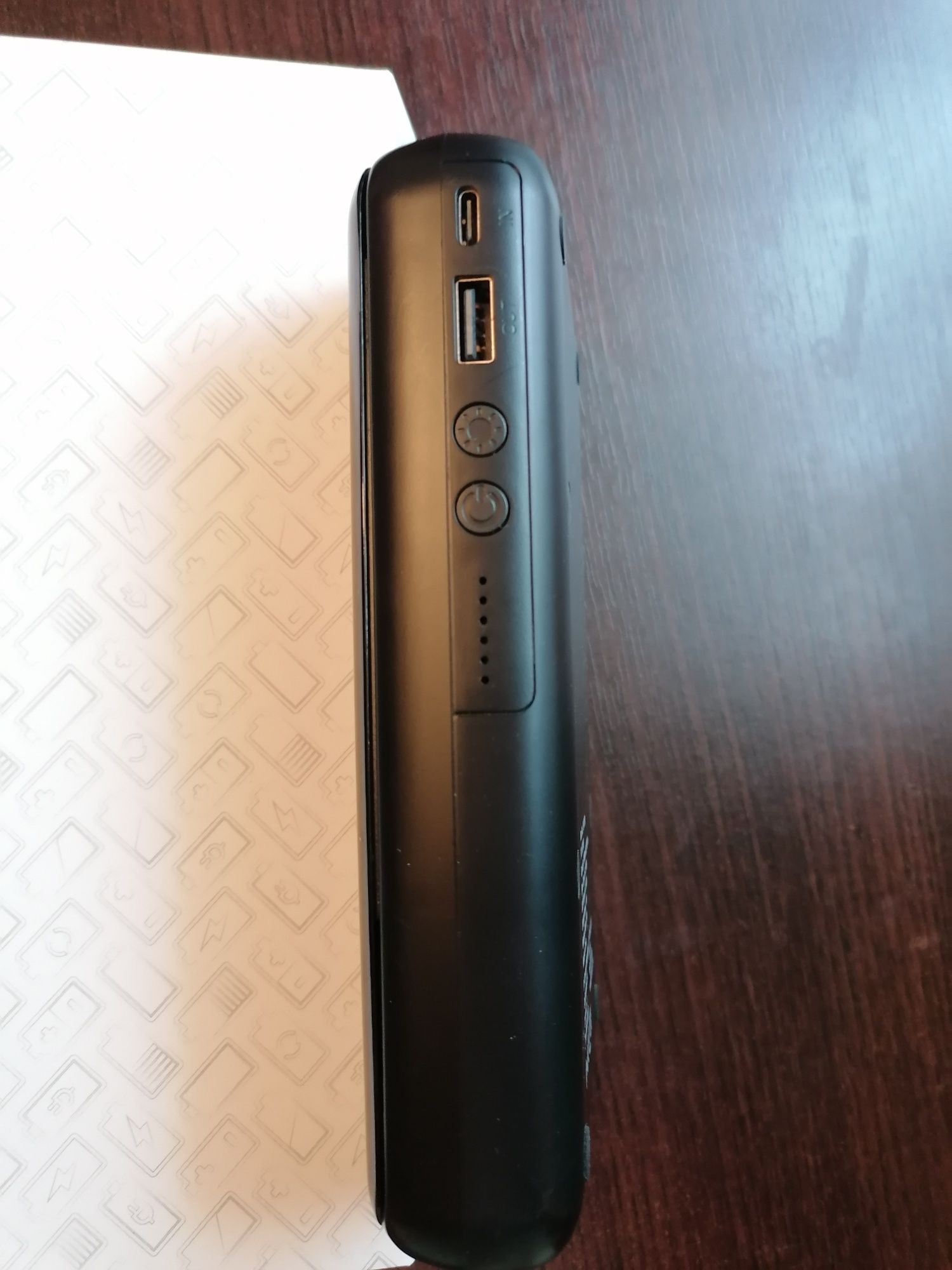 Sterylizator NUCLEUS do smartphone
