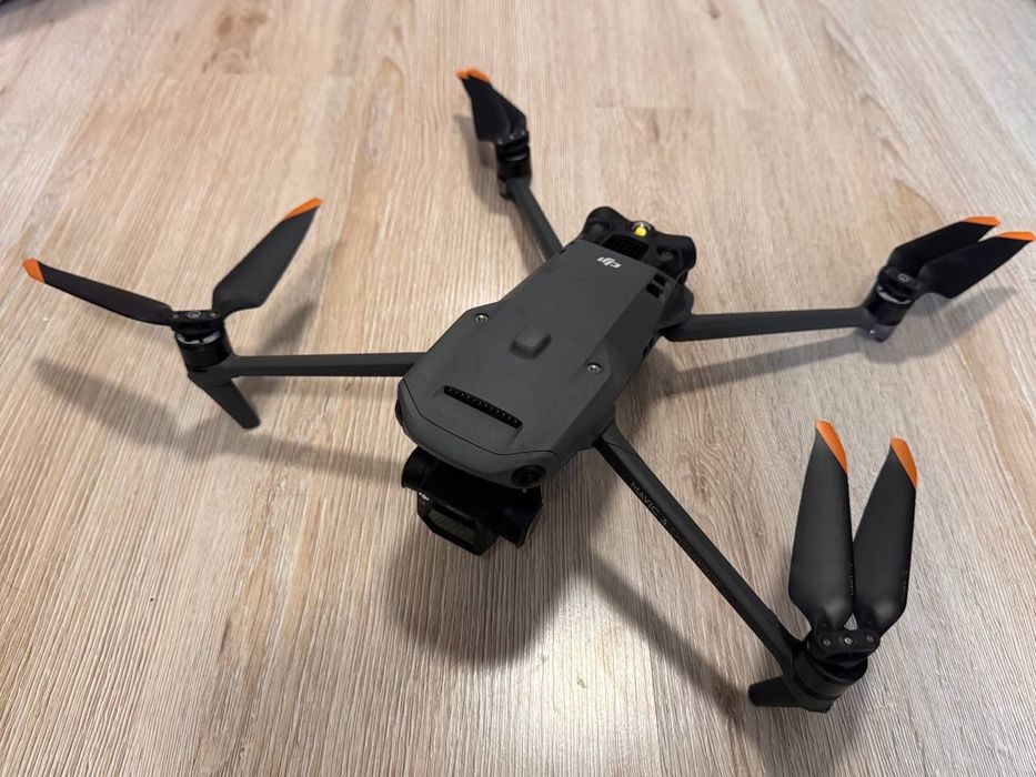 Продам Mavic 3 E