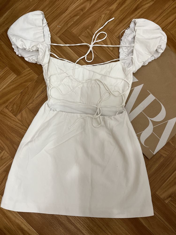 Платье Zara M
