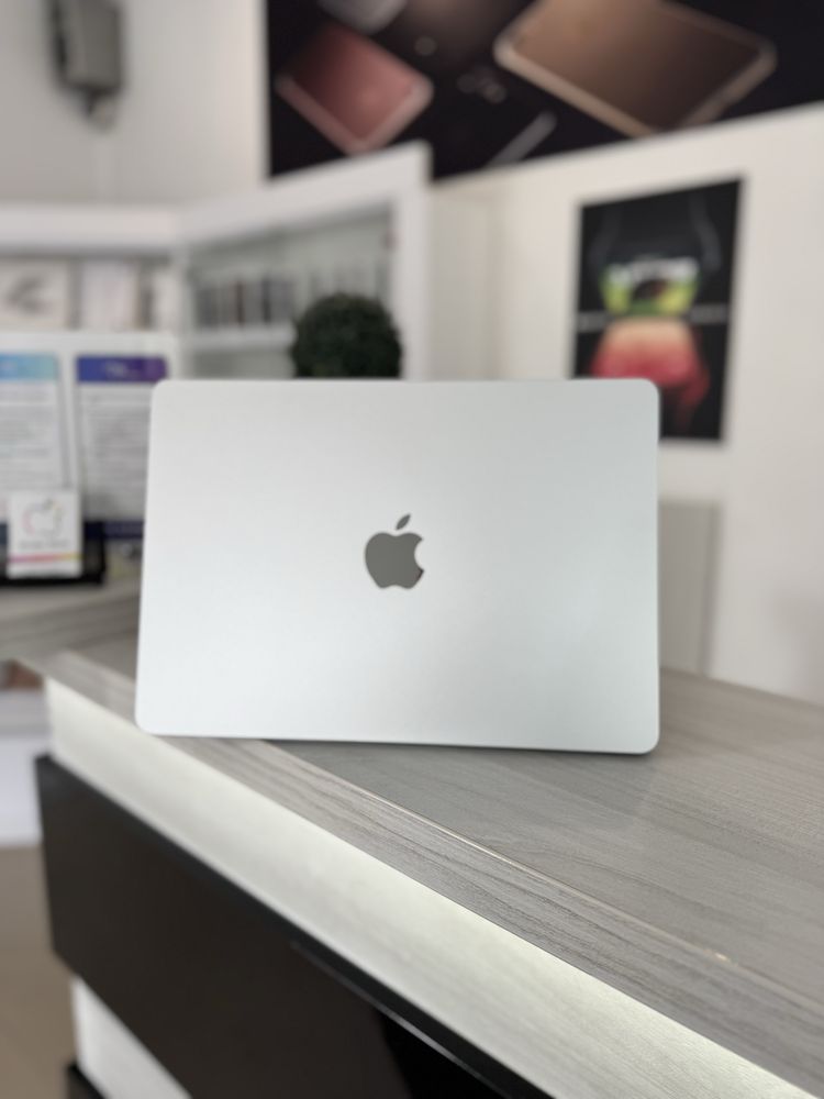 Open Box MacBook Air 13 2024 M3 16/512Gb Silver (MXCT3)