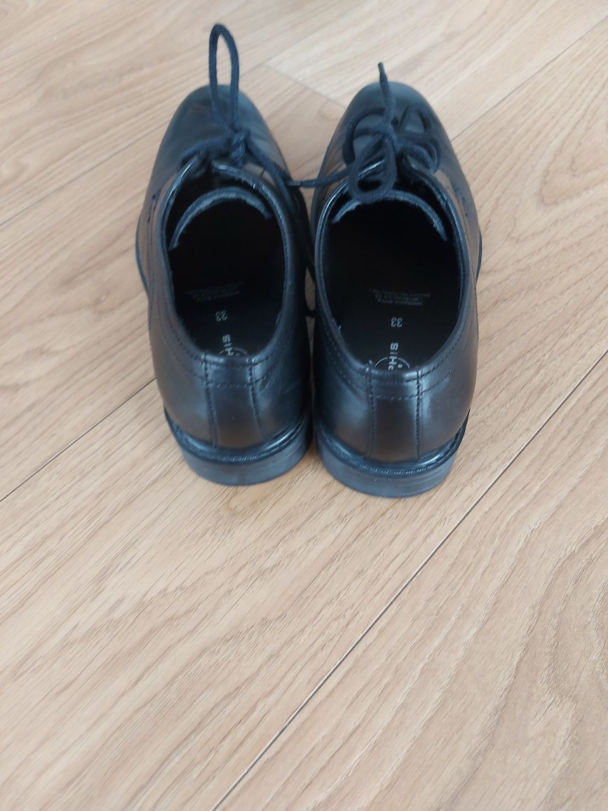 Buty chłopięce skórzane dziecięce czarne rozmiar 33 jak nowe
