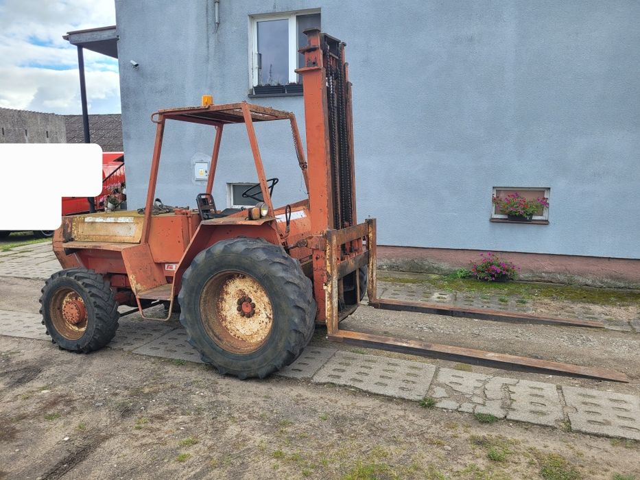 Wuzek widlowy terenowy manitou 4x4