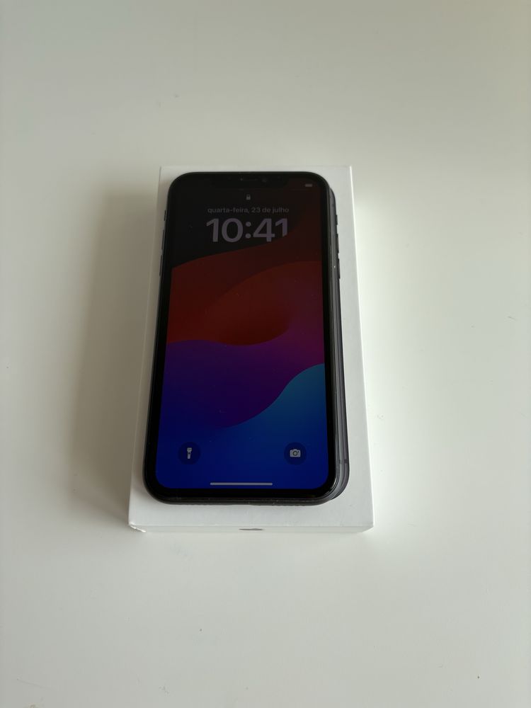 Iphone 11 em excelente estado