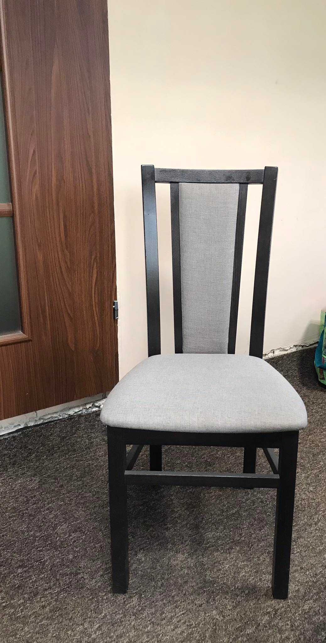 Tanio Bardzo Ładne miękkie krzesła