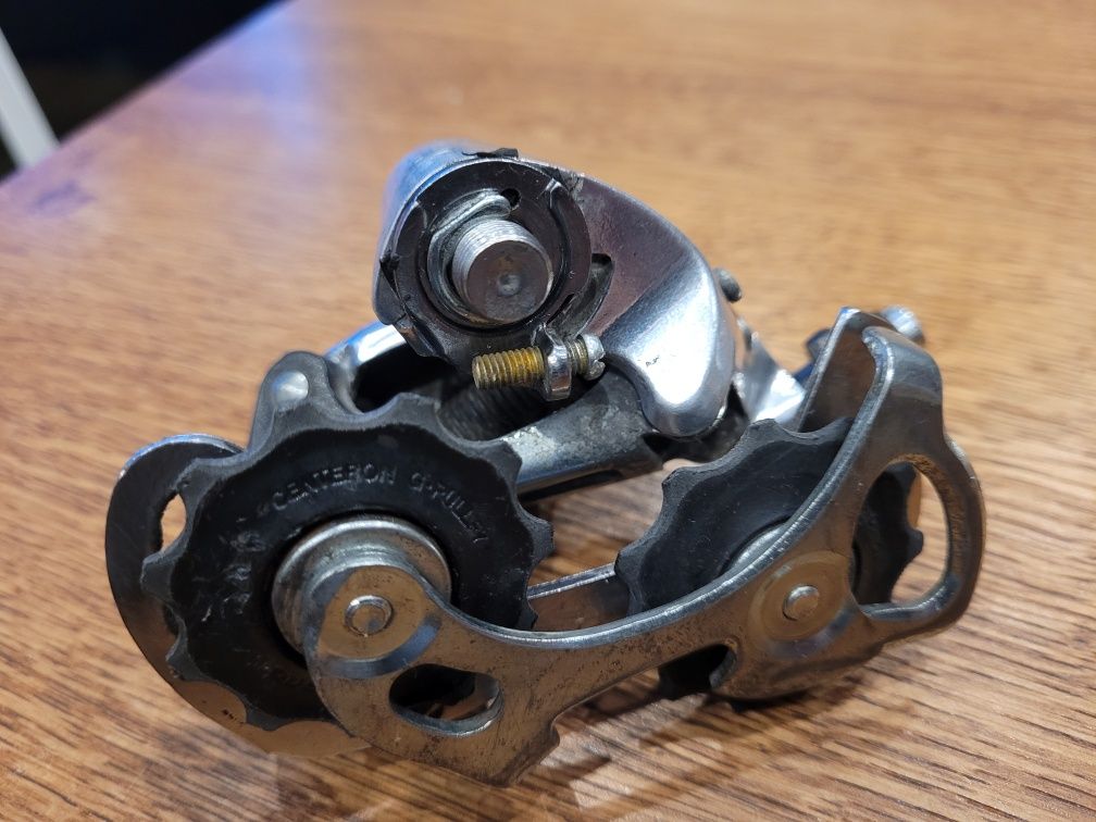 Przerzutki Shimano Sora szosa