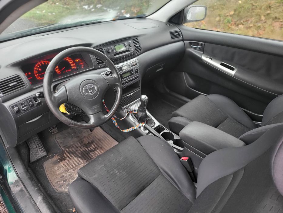 Toyota Corolla 1.8 ts 190 koni