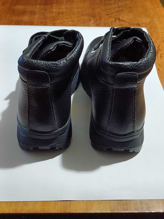 Кожаные зимние ботинки детские на мальчика, девочку, мех овчина 35 р