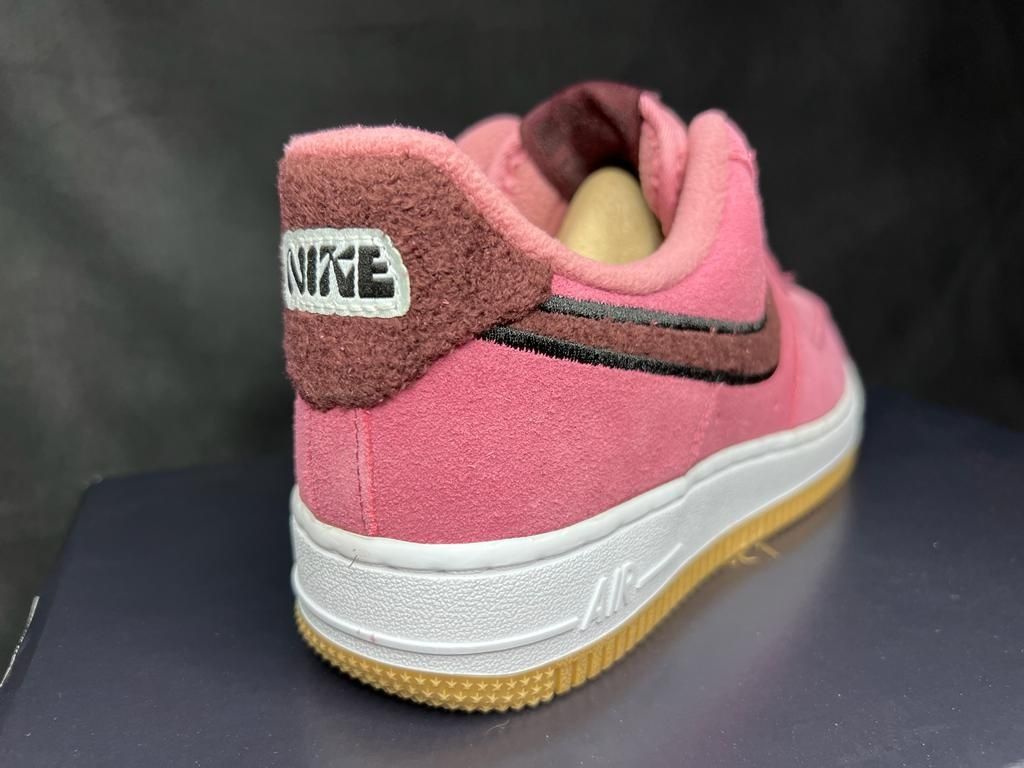 Nike Air Force 1 WMNS '07 SE