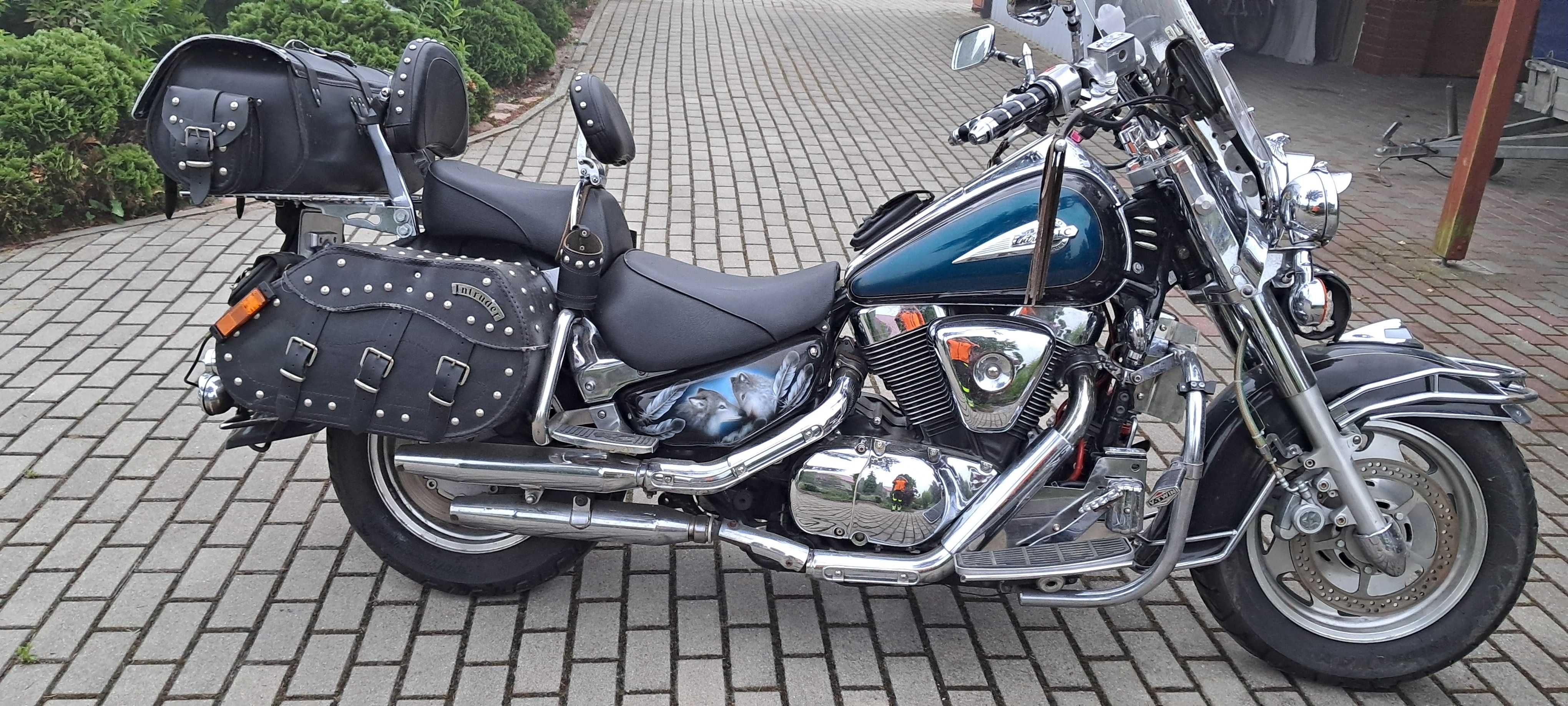 SUZUKI Intruder 1500 LC